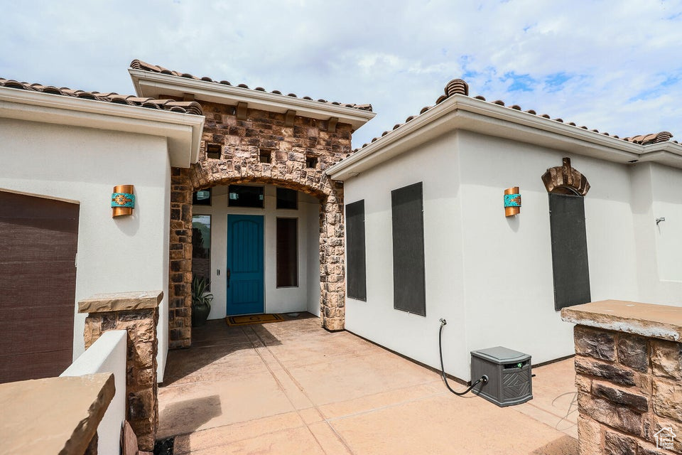 Photo 4 for MLS #2107219 at 3422 S Piaute Rd