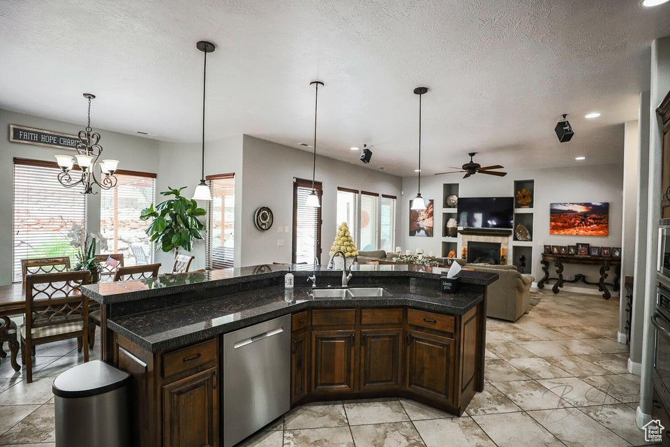Photo 15 for MLS #2107219 at 3422 S Piaute Rd
