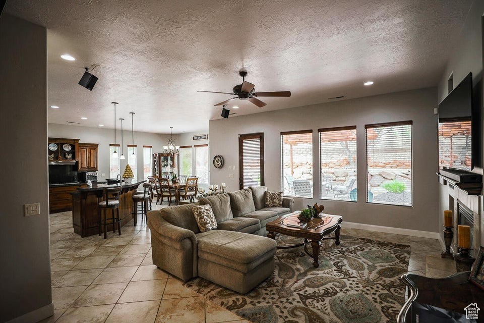 Photo 5 for MLS #2107219 at 3422 S Piaute Rd