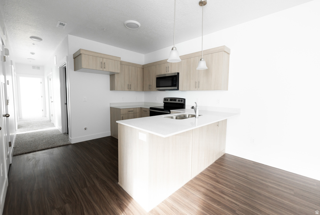 12778 S PINNACLE PEAK LN #F204 Herriman, UT 84096