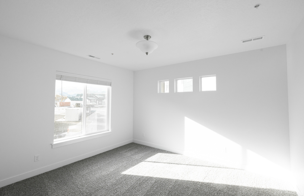 12778 S PINNACLE PEAK LN #F204 Herriman, UT 84096