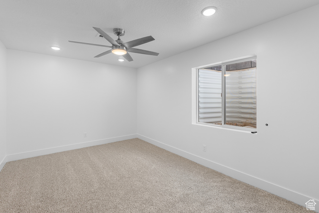Photo 22 for MLS #2107230 at 203 N Strathmore Ln