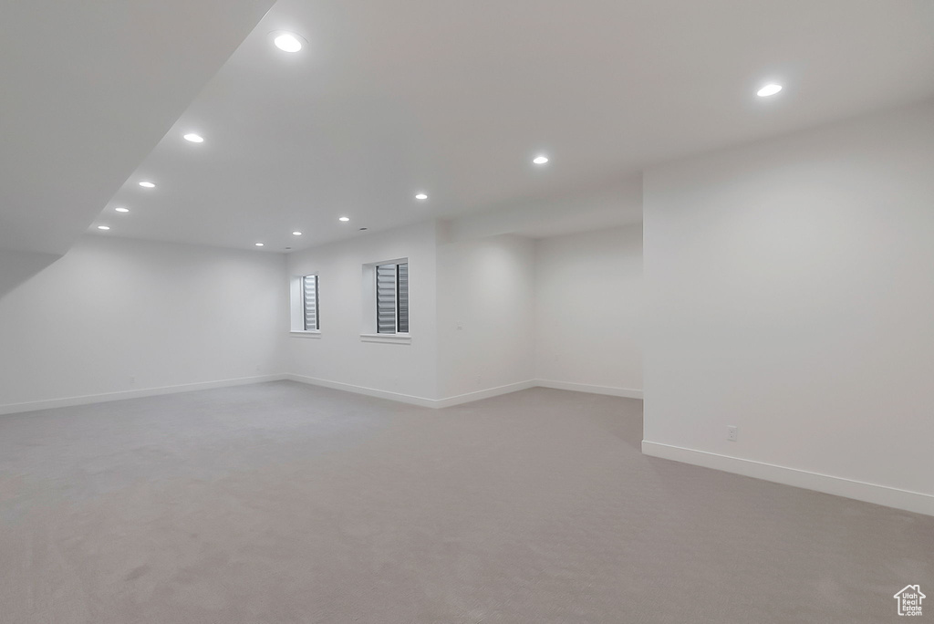 581 W SUMMERHILL LN Centerville, UT 84014
