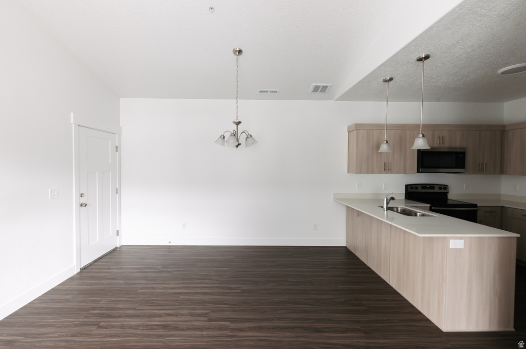 12778 S PINNACLE PEAK LN #F303 Herriman, UT 84096