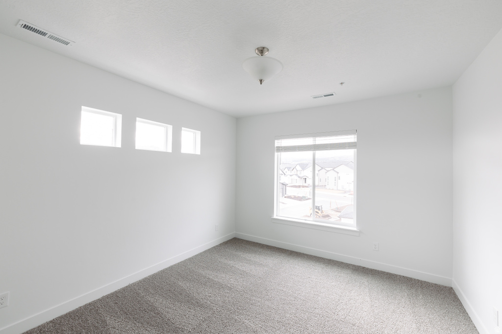 12778 S PINNACLE PEAK LN #F303 Herriman, UT 84096