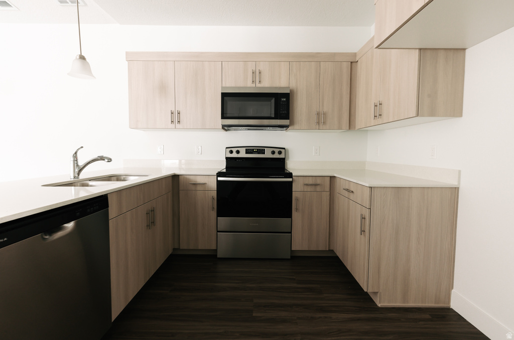 12778 S PINNACLE PEAK LN #F303 Herriman, UT 84096