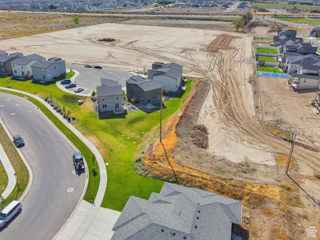 Photo 40 for MLS #2107238 at 844 W Powderwood Ln