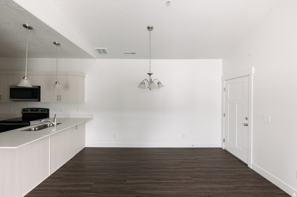 12778 S PINNACLE PEAK LN #F304 Herriman, UT 84096