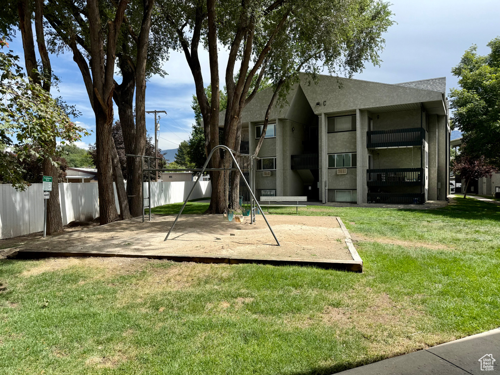 Photo 15 for MLS #2107244 at 223 E Hill Ave #1