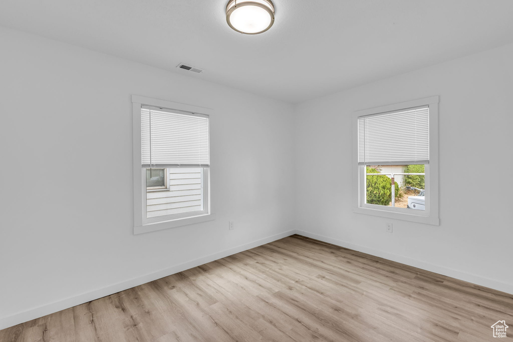 Photo 11 for MLS #2107246 at 254 36 West