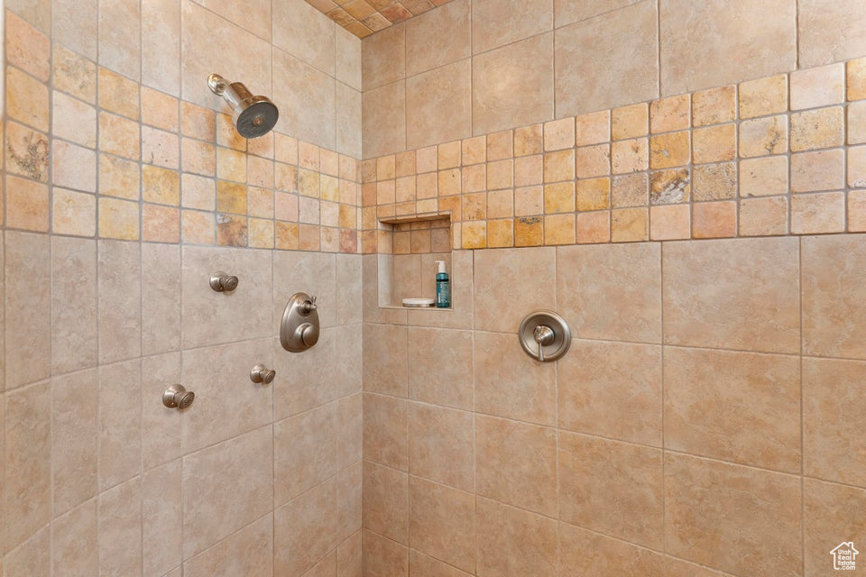 Photo 34 for MLS #2107250 at 2763 N Chaco Trl