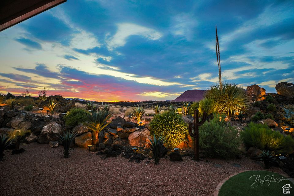 Photo 93 for MLS #2107250 at 2763 N Chaco Trl