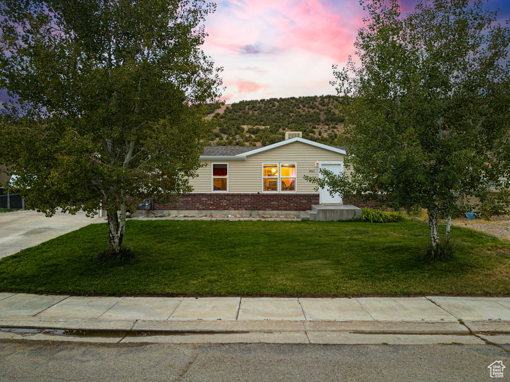 Photo 3 for MLS #2107257 at 4845 W Hillside Dr