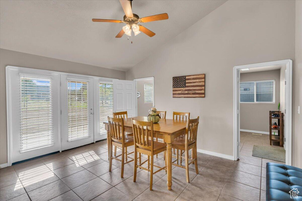 Photo 5 for MLS #2107260 at 1190 N Horsemans Park Dr