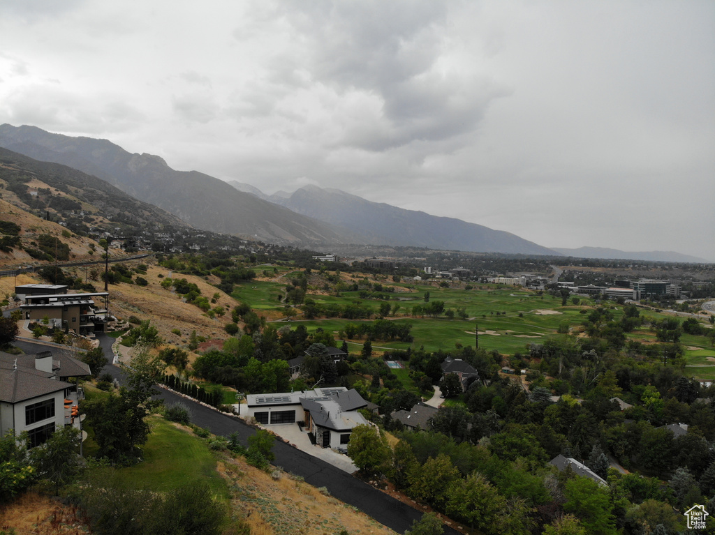 5830 S WASATCH BLVD Holladay, UT 84121