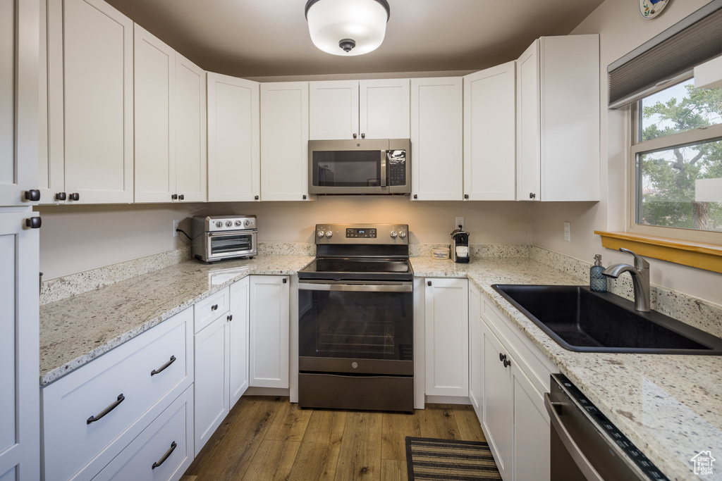 Photo 14 for MLS #2107283 at 3593 E Kerby Ln