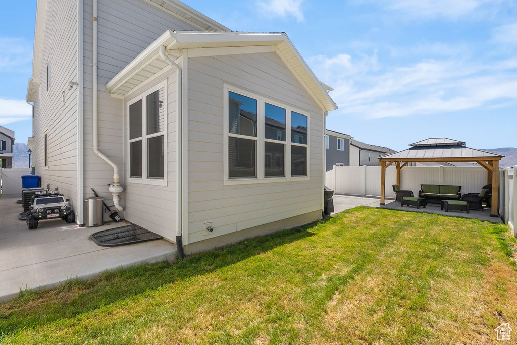 2163 N WILD HYACINTH DR Saratoga Springs, UT 84045