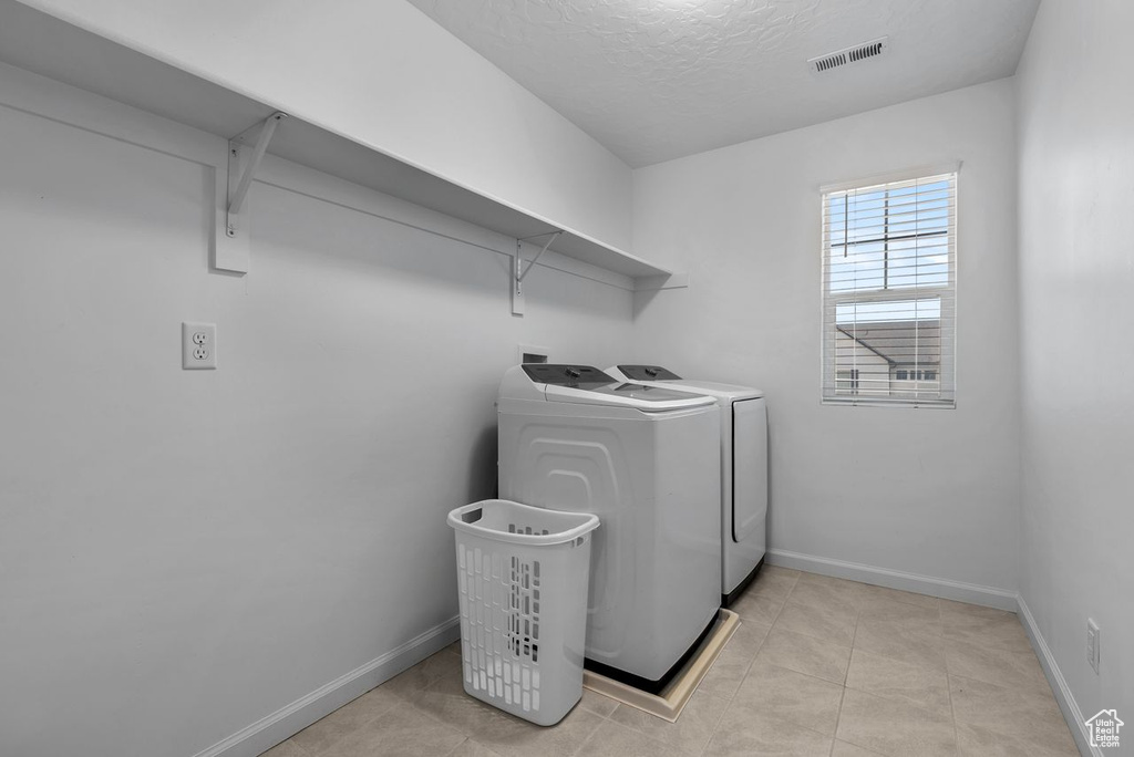 2163 N WILD HYACINTH DR Saratoga Springs, UT 84045