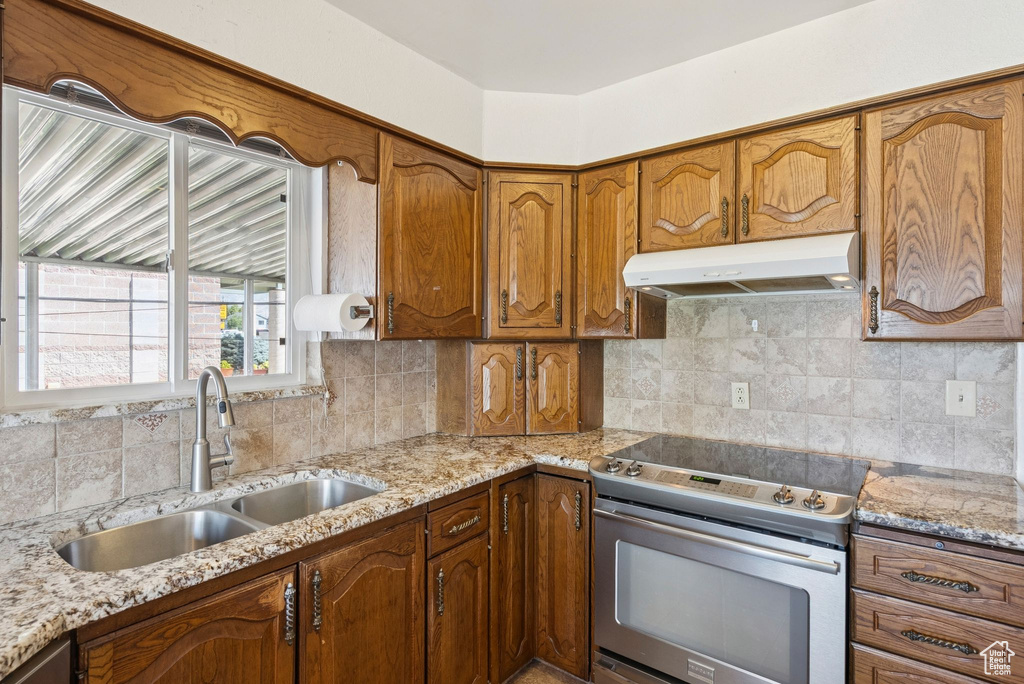 990 S 500 W Woods Cross, UT 84010
