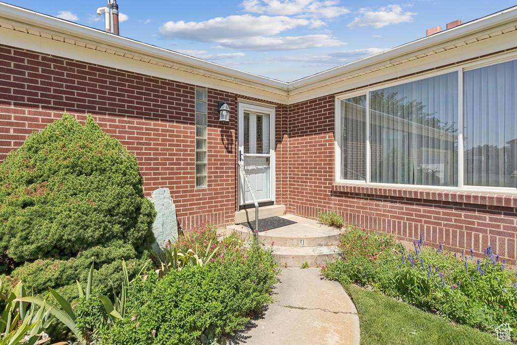 990 S 500 W Woods Cross, UT 84010