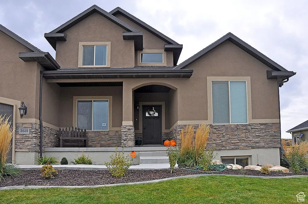 Photo 2 for MLS #2107297 at 2559 S Colt Dr