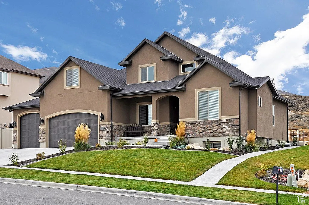 Photo 3 for MLS #2107297 at 2559 S Colt Dr