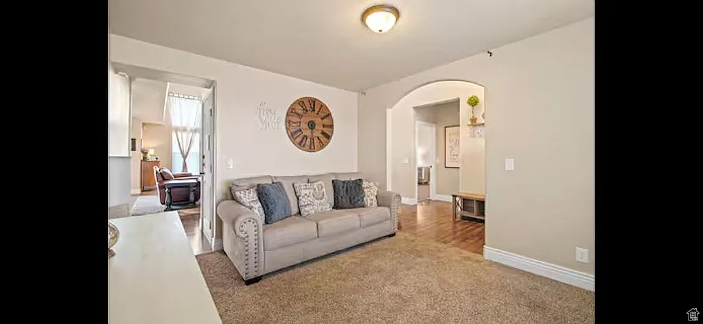 Photo 5 for MLS #2107297 at 2559 S Colt Dr