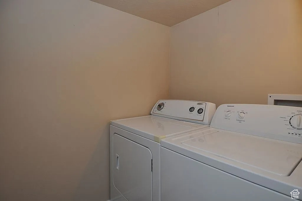 Photo 38 for MLS #2107297 at 2559 S Colt Dr