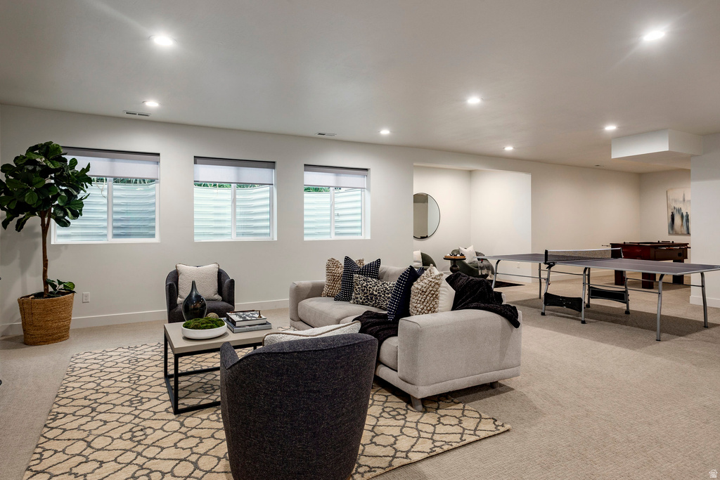 575 S 1450 W Farmington, UT 84025