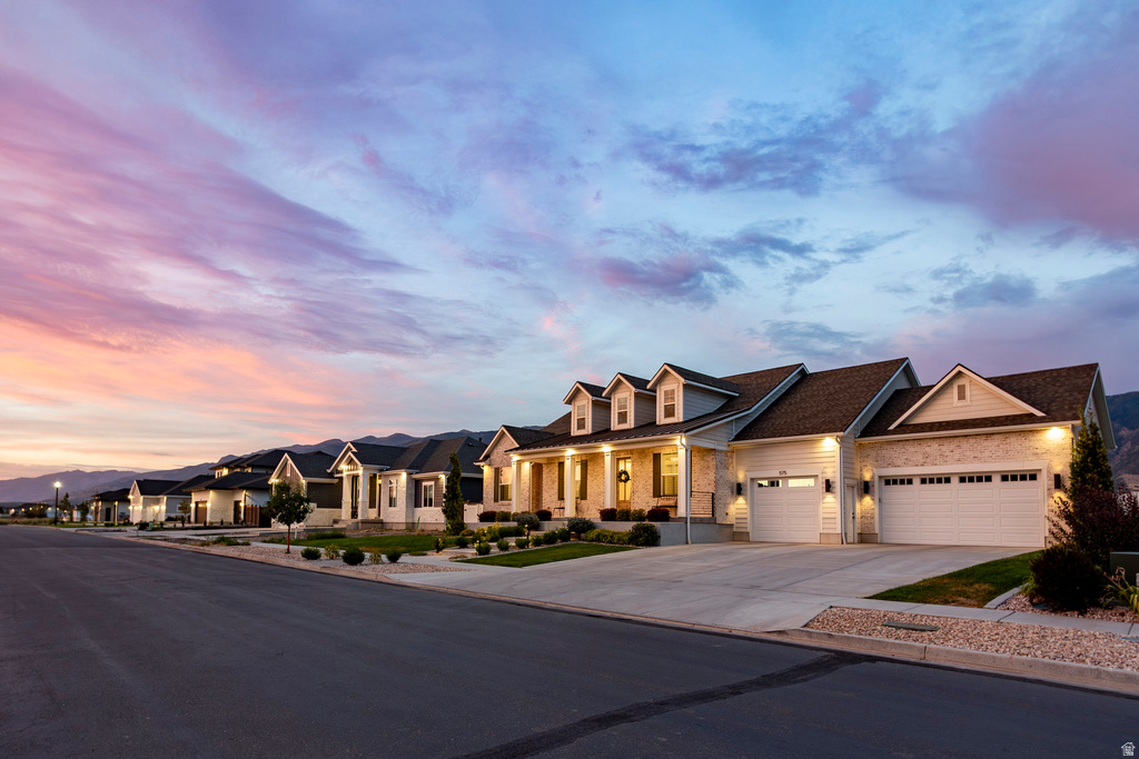 575 S 1450 W Farmington, UT 84025