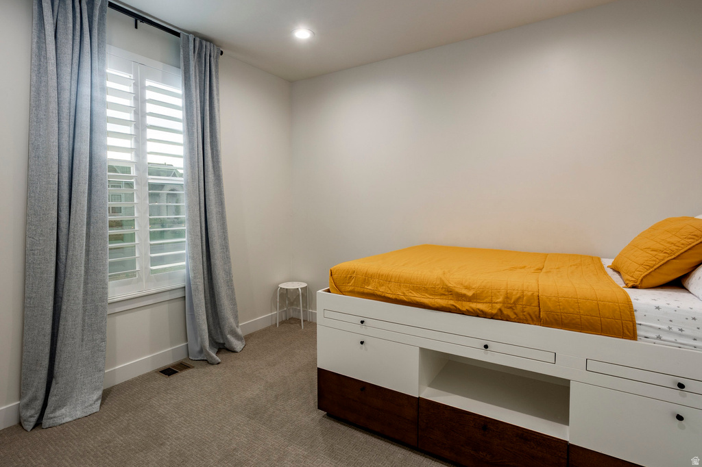 575 S 1450 W Farmington, UT 84025