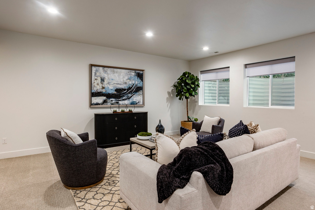 575 S 1450 W Farmington, UT 84025