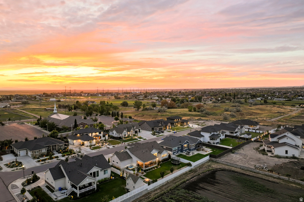 575 S 1450 W Farmington, UT 84025