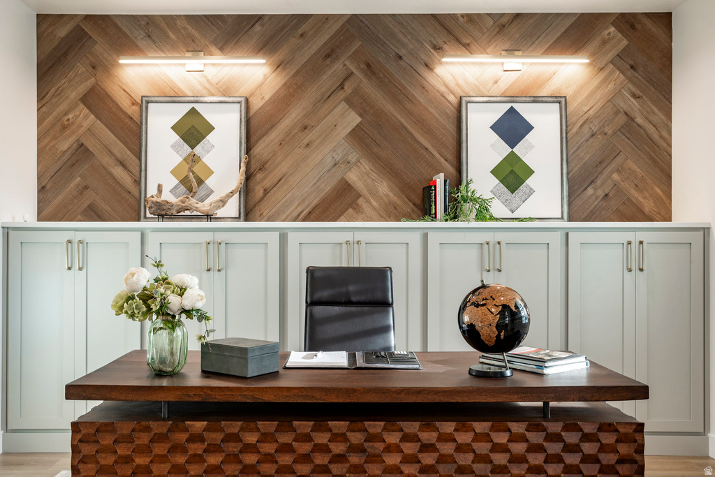 575 S 1450 W Farmington, UT 84025