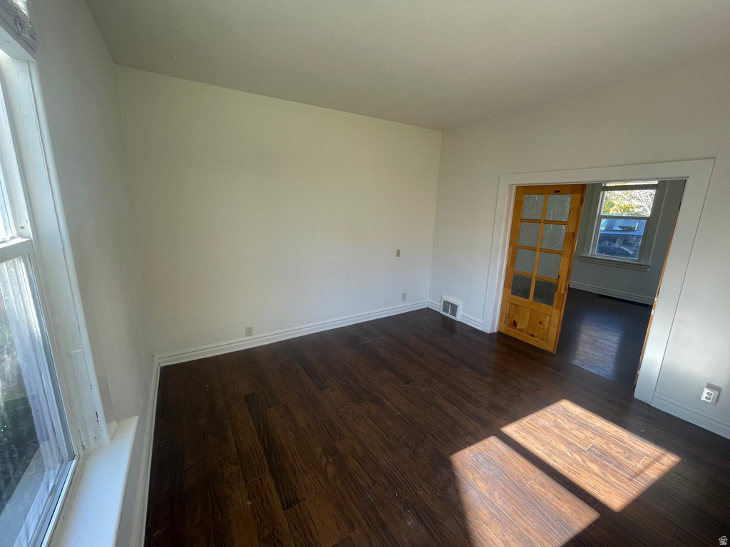 300 S LARKIN LN Kaysville, UT 84037