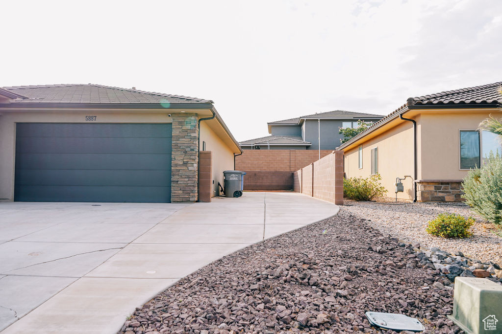 Photo 9 for MLS #2107308 at 5887 S Desert Crest Dr