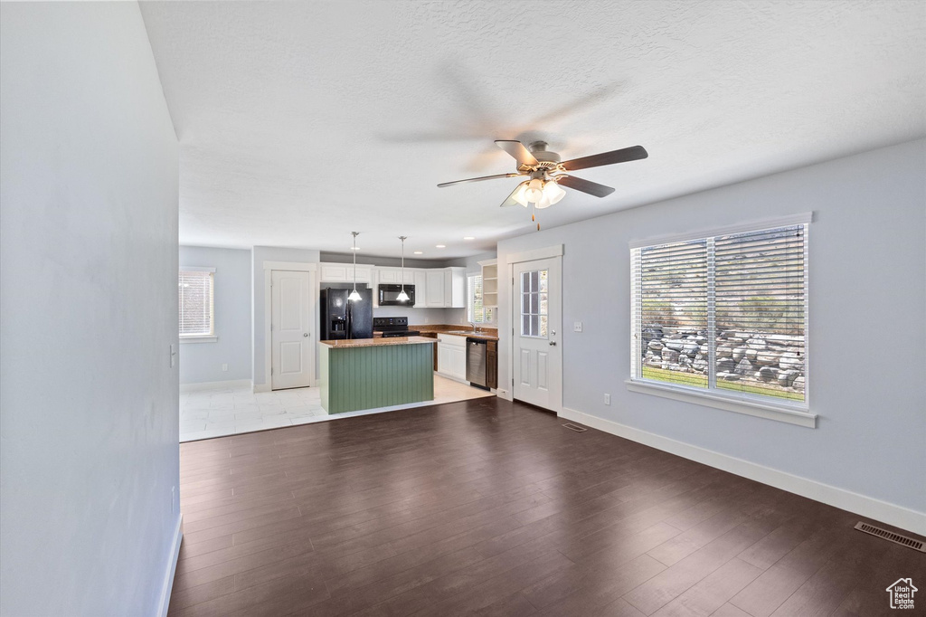 Photo 5 for MLS #2107310 at 3549 S Harrier Dr