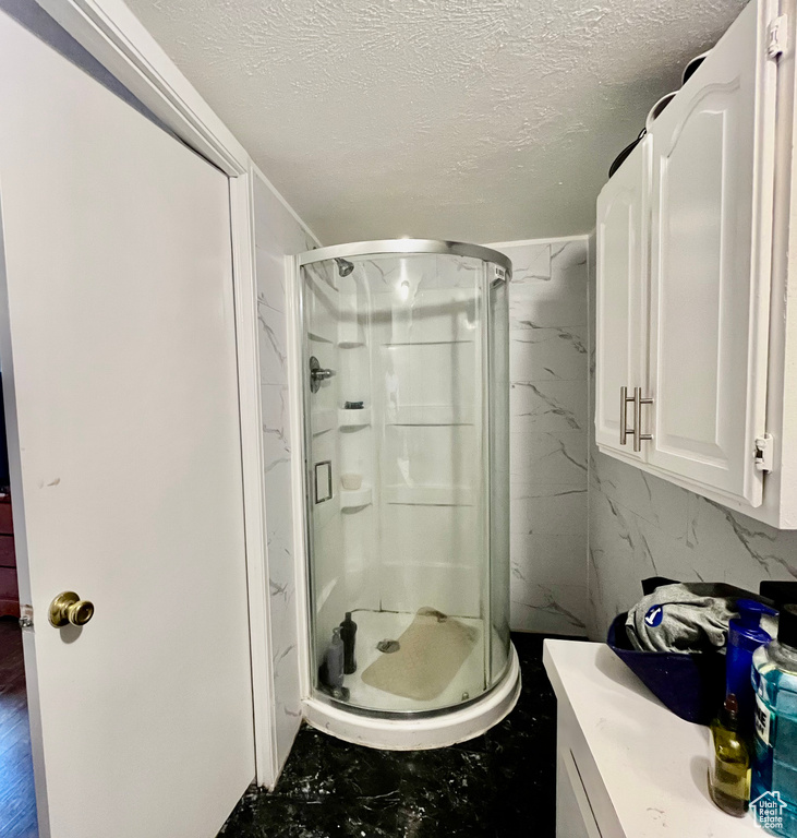 Photo 6 for MLS #2107316 at 900 Century Dr #4