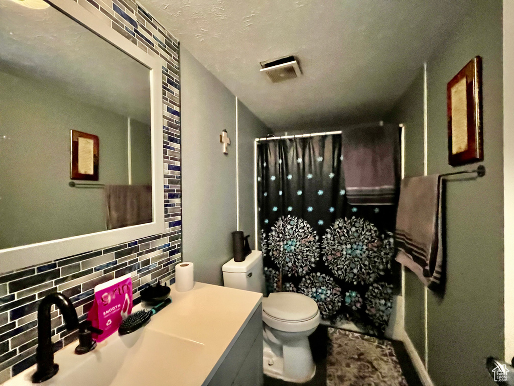 Photo 3 for MLS #2107316 at 900 Century Dr #4