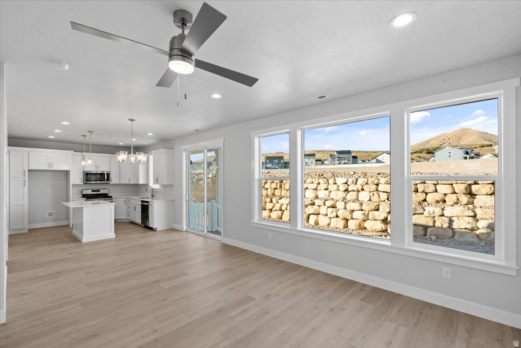 3405 E BAYWATER Eagle Mountain, UT 84005