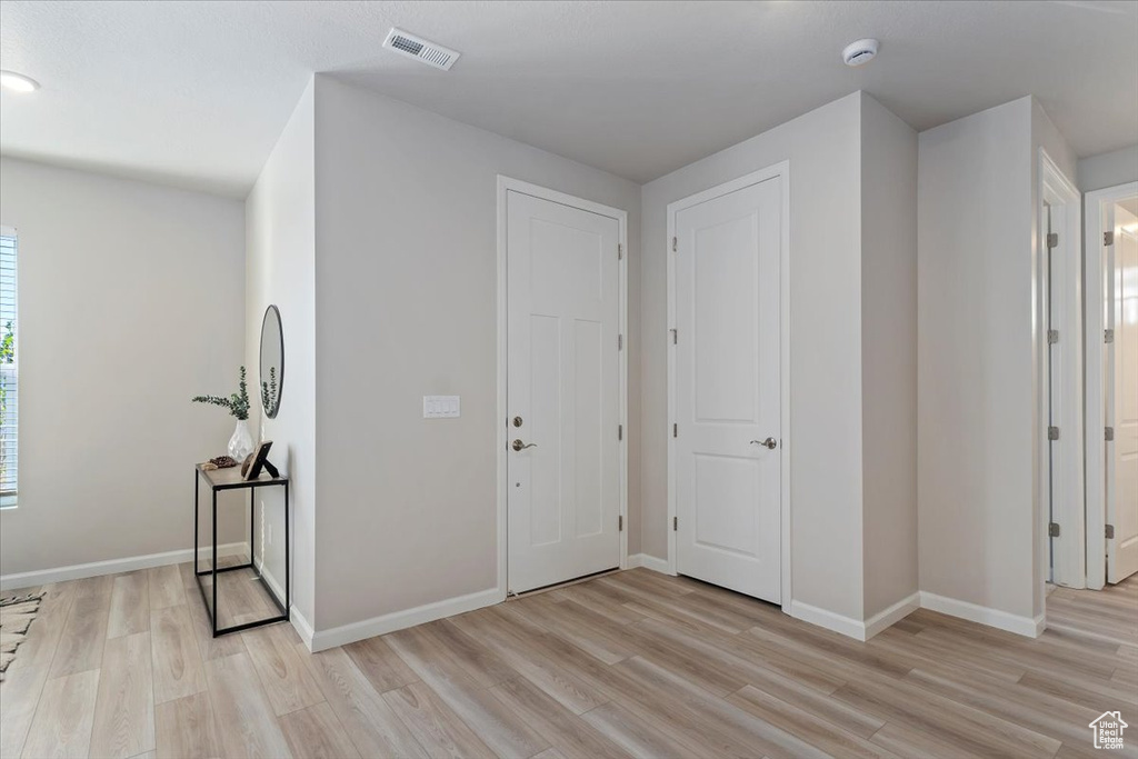 Photo 3 for MLS #2107322 at 6177 W Stone Mount Way #589