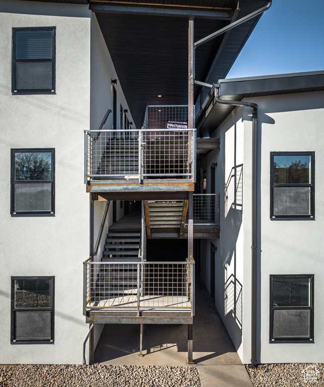 443 KANE CREEK BLVD #B214 Moab, UT 84532