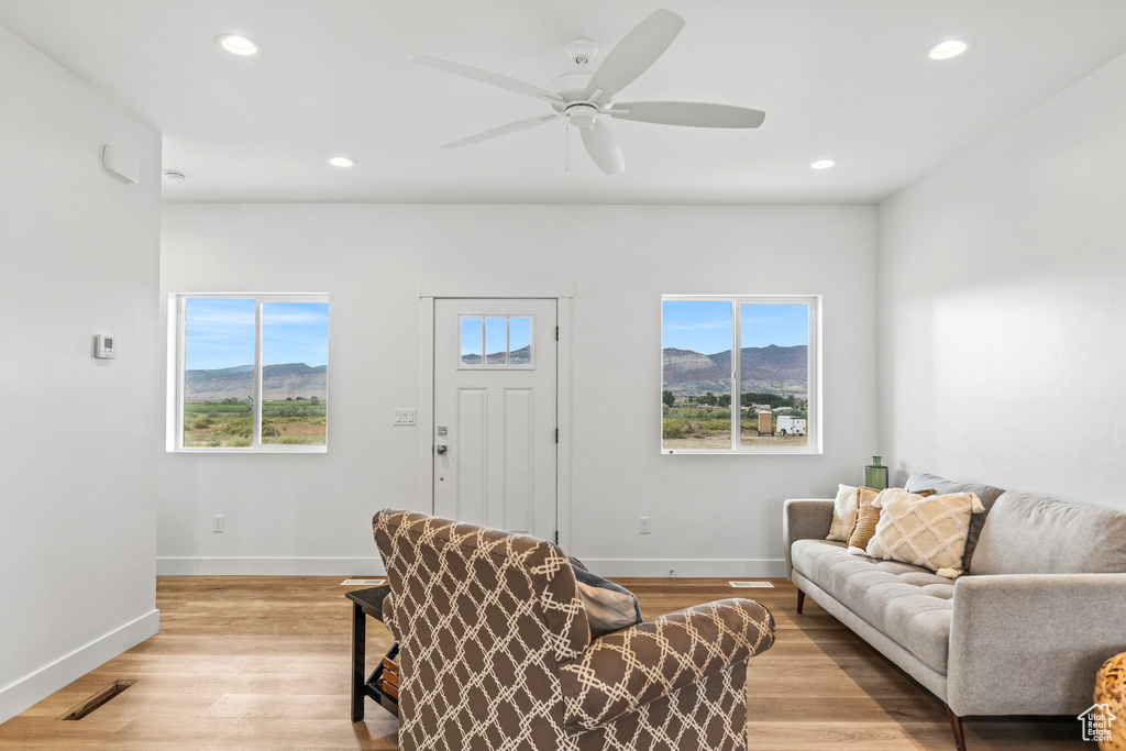Photo 3 for MLS #2107338 at 701 S Black Knoll Rd #4