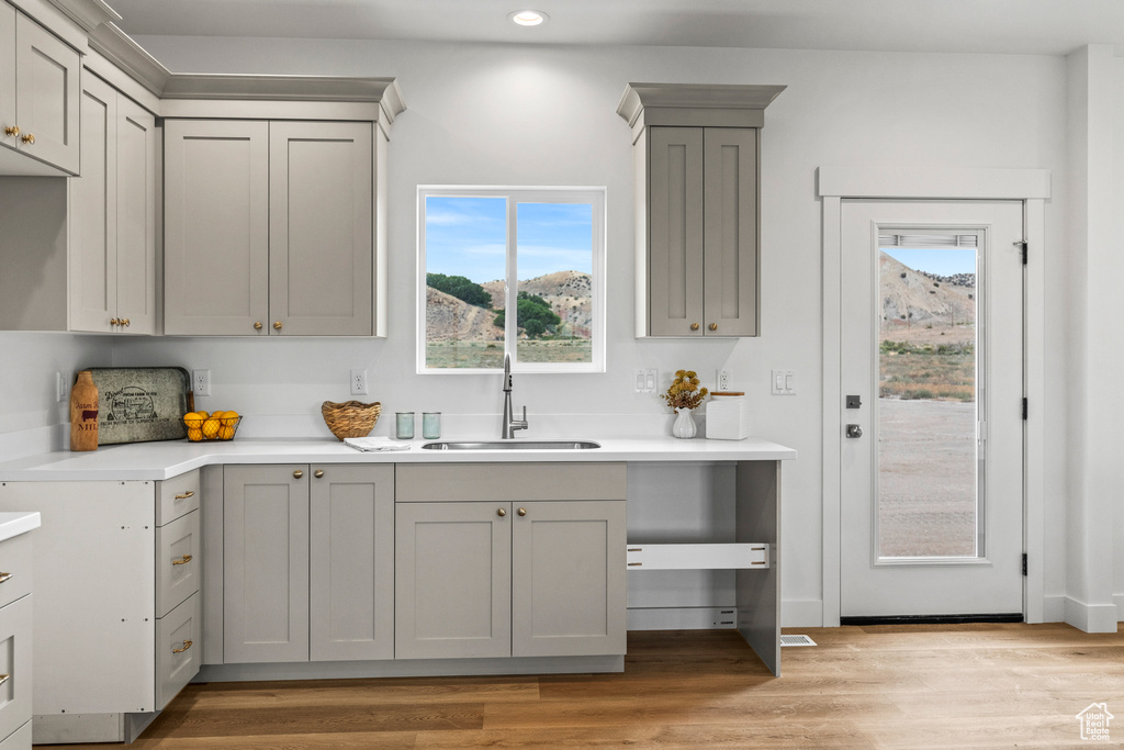 Photo 6 for MLS #2107338 at 701 S Black Knoll Rd #4