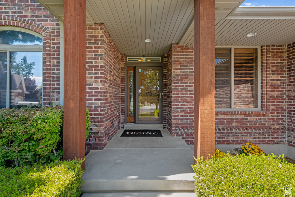 Photo 9 for MLS #2107342 at 13842 S Pioneer Peak Cir