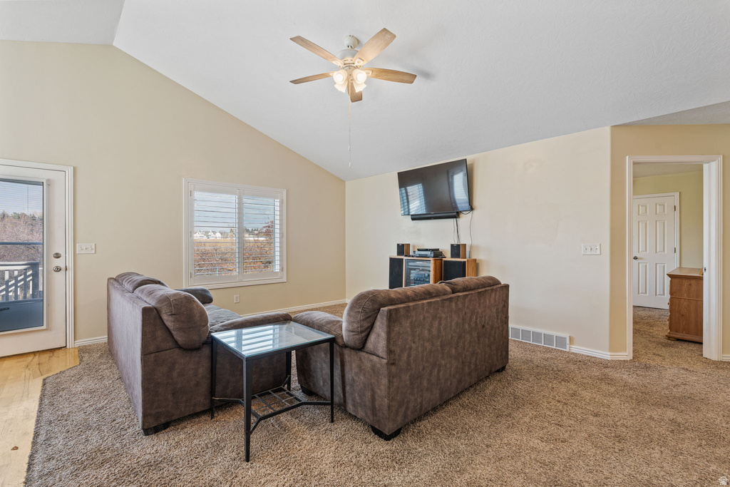 27 W SPRING CREEK PKWY Providence, UT 84332