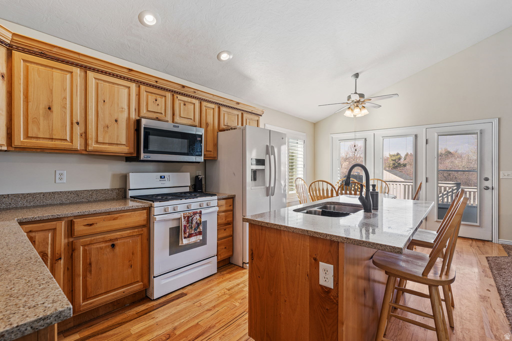 27 W SPRING CREEK PKWY Providence, UT 84332