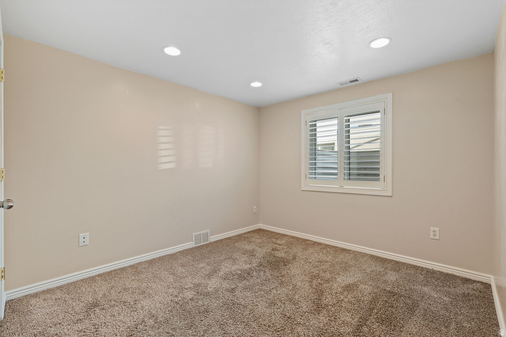 27 W SPRING CREEK PKWY Providence, UT 84332