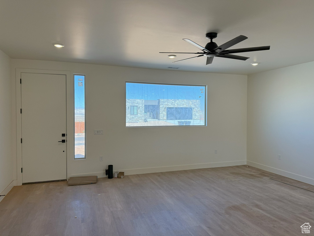 Photo 3 for MLS #2107350 at 398 Red Canyon Dr