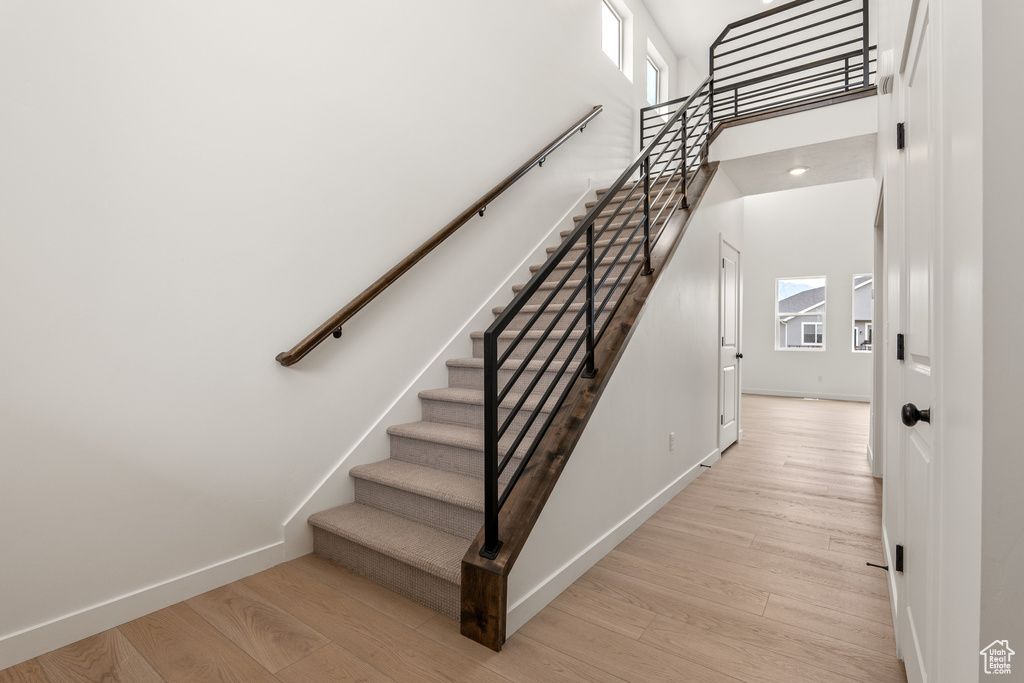 Photo 4 for MLS #2107353 at 218 N Husker Ln